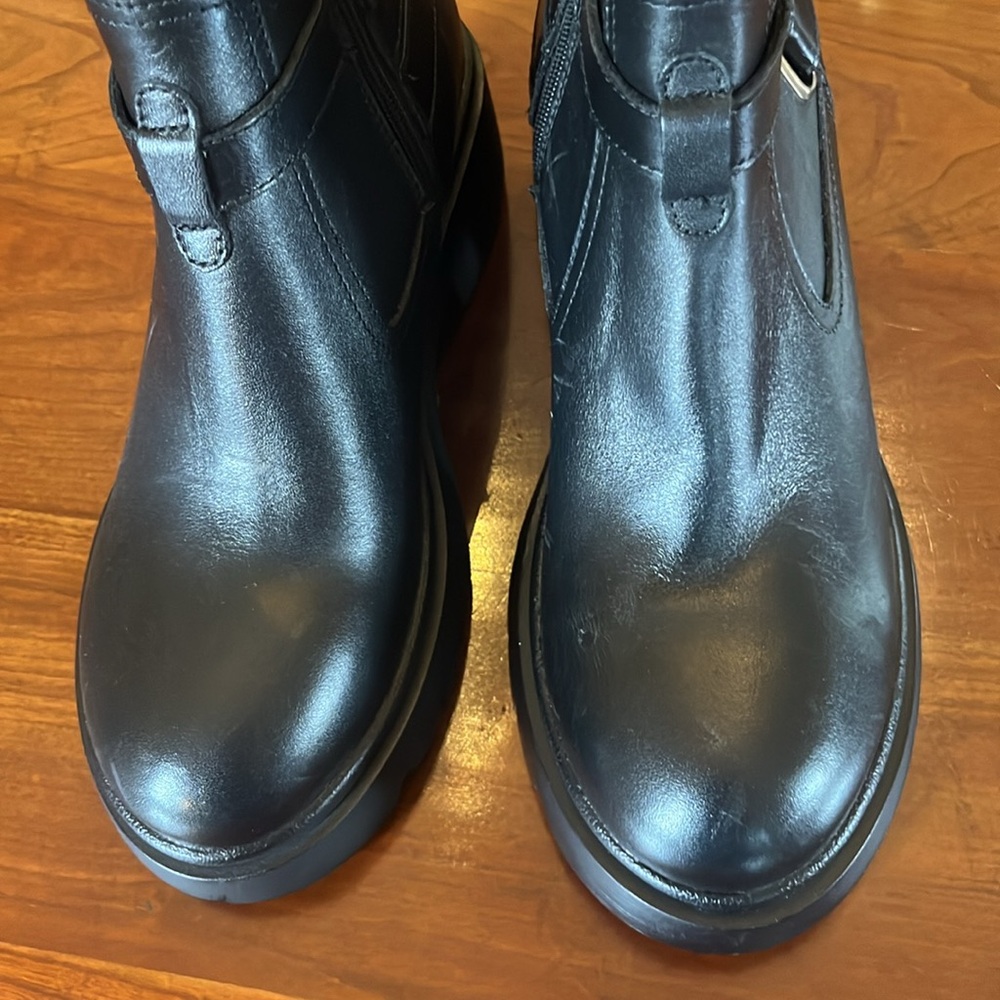 Steve Madden Colletta Leather Buckle Detail Lug Sole Booties - Picture 11 of 14